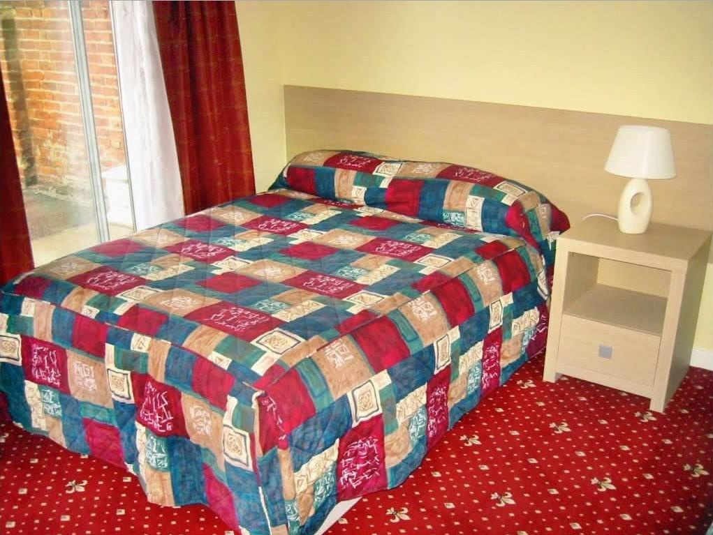 The Langham Hotel Northampton Extérieur photo